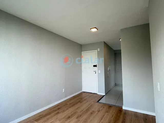 Apartamento 2 quartos e 1 banheiro, à venda, no bairro Santa Cruz em Rio de Janeiro