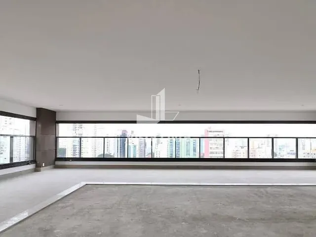 Apartamento com 310m² 5 quartos e 5 banheiros, à venda, no bairro Higienópolis em São Paulo