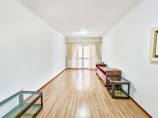 Apartamento 2 quartos e 2 banheiros, para alugar, no bairro Centro em Pelotas