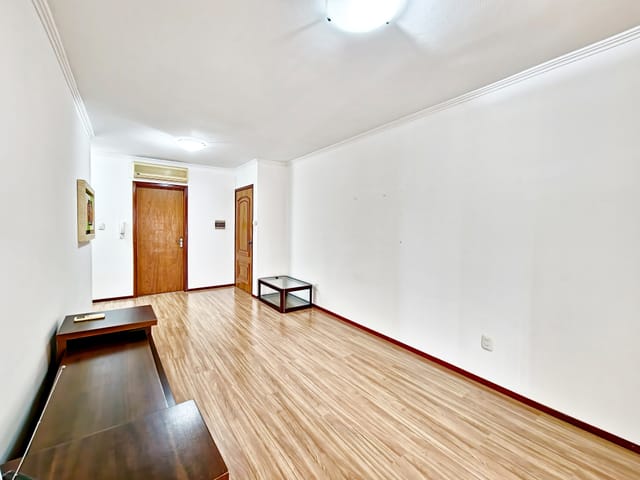 Apartamento 2 quartos e 2 banheiros, para alugar, no bairro Centro em Pelotas