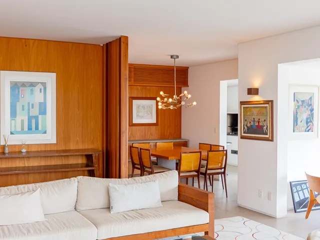 Foto do Apartamento - Apartamento à venda com 246m² reformados, Varanda gourmet e 4 suítes em localização privilegiada na  Vila Sofia, São Paulo, SP | Paulista Imóveis