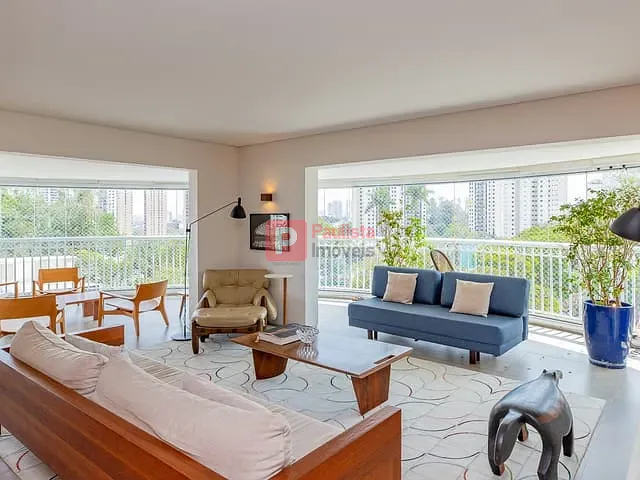 Apartamento 4 quartos e 6 banheiros, à venda, no bairro Vila Sofia em São Paulo