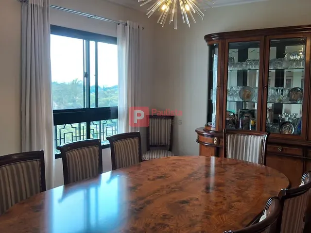 Apartamento com 450m² 4 quartos e 6 banheiros, à venda, no bairro Santo Amaro em São Paulo
