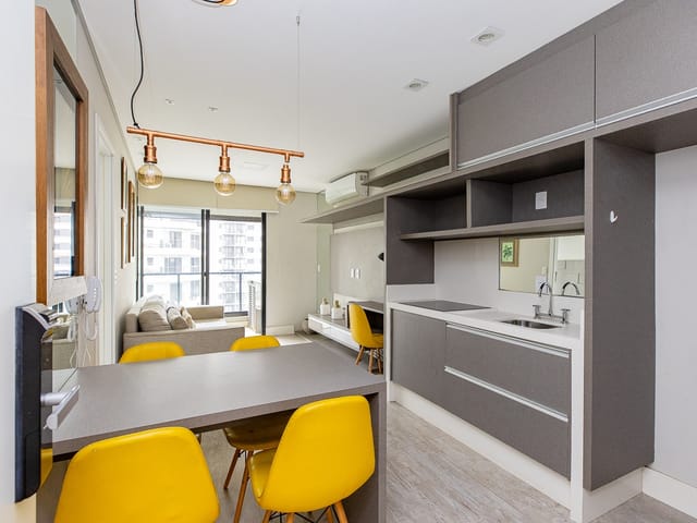 Foto do Apartamento - Apartamento à venda com 42 m² Mobiliados no Campo Belo, Porteira Fechada ao Lado do Metrô - Campo Belo, São Paulo, SP | Paulista Imóveis