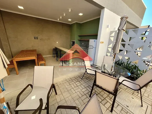 Apartamento 2 quartos e 2 banheiros, à venda, no bairro Vila Industrial em São José dos Campos