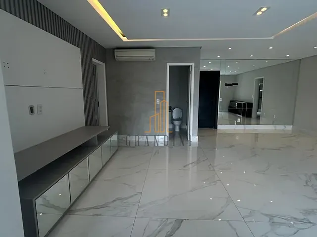 Apartamento com 150m² 3 quartos e 5 banheiros, à venda, no bairro Vila Gilda em Santo André
