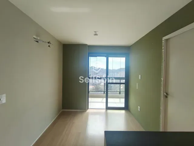 Apartamento 1 quarto e 1 banheiro, para alugar, no bairro Ingá em Niterói