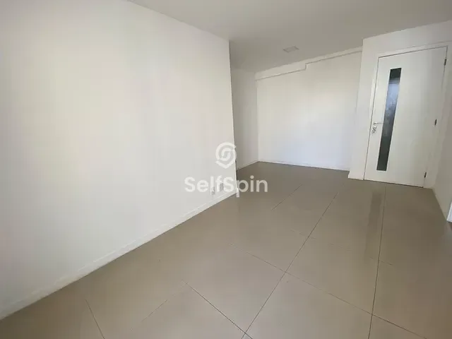 Apartamento 2 quartos e 1 banheiro, para alugar, no bairro Icaraí em Niterói