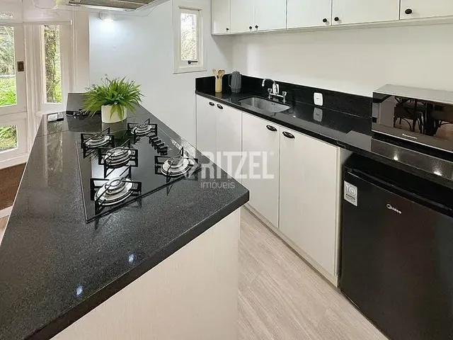 Casa 2 quartos e 3 banheiros, à venda, no bairro Planalto em Gramado