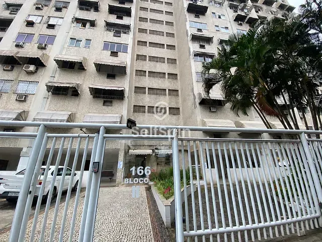 Apartamento 2 quartos e 1 banheiro, para alugar, no bairro Santa Rosa em Niterói