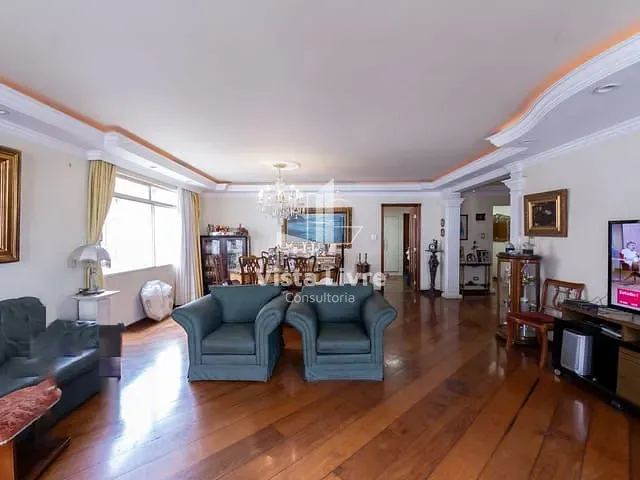 Apartamento com 187m² 3 quartos e 2 banheiros, à venda, no bairro Higienopolis em São Paulo