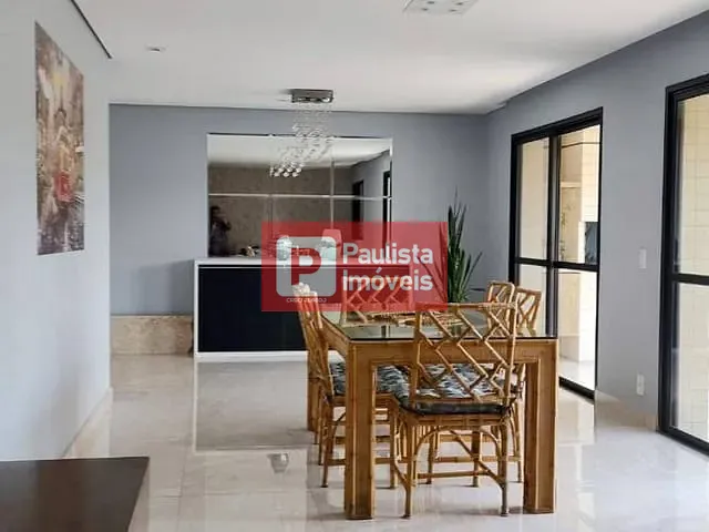 Apartamento com 280m² 3 quartos e 4 banheiros, à venda, no bairro Santo Amaro em São Paulo