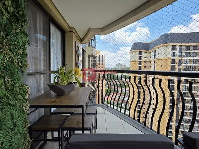 Apartamento com 280m² 3 quartos e 4 banheiros, à venda, no bairro Santo Amaro em São Paulo