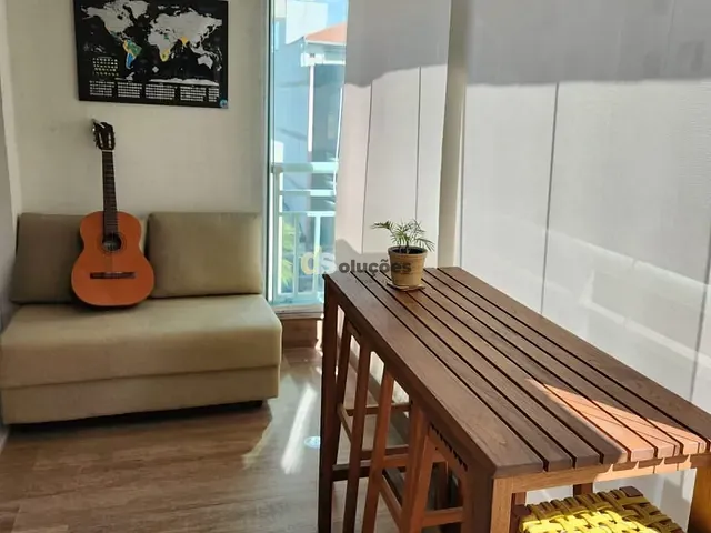 Apartamento 2 quartos e 2 banheiros, à venda, no bairro Cambuci em São Paulo