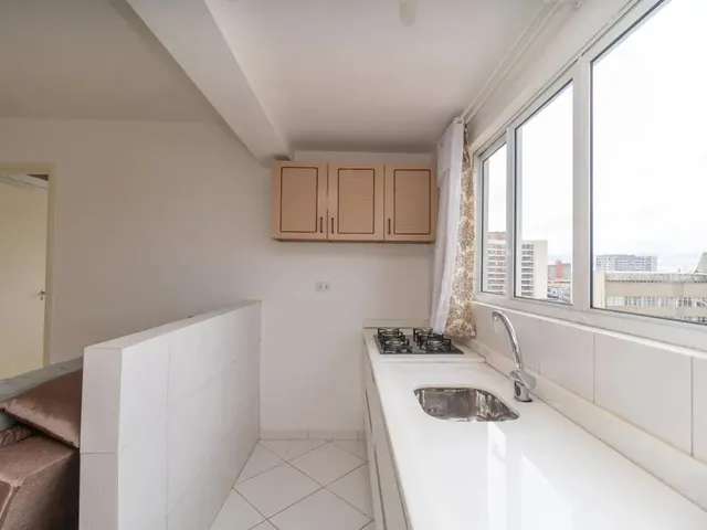Apartamento 1 quarto e 1 banheiro, à venda, no bairro Novo Mundo em Curitiba
