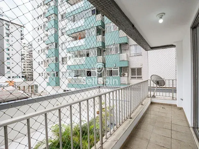 Apartamento 2 quartos e 3 banheiros, para alugar, no bairro Icaraí em Niterói