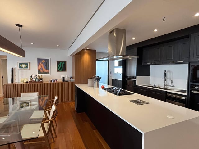 Apartamento com 128m² 2 quartos e 3 banheiros, à venda, no bairro Pinheiros em São Paulo