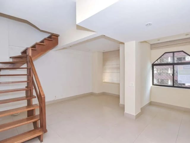 Apartamento 1 quarto e 2 banheiros, à venda, no bairro Cabral em Curitiba