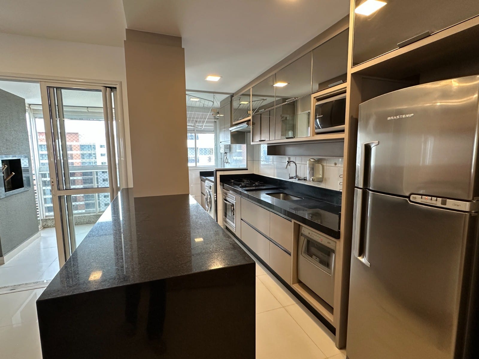 Apartamento, 2 quartos, 81 m² - Foto 1