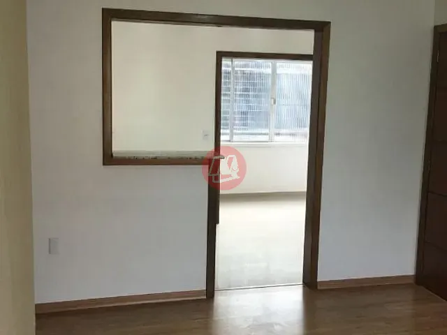 Apartamento com 99m² 3 quartos e 2 banheiros, à venda, no bairro São Sebastião em Porto Alegre