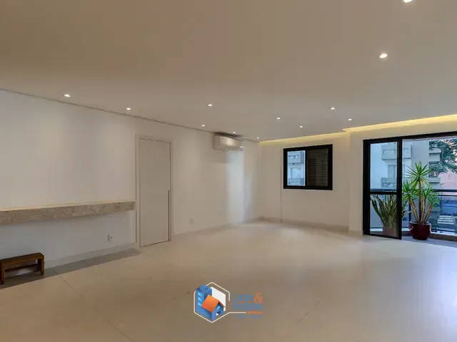 Apartamento com 90m² 2 quartos e 3 banheiros, à venda, no bairro Moema em São Paulo