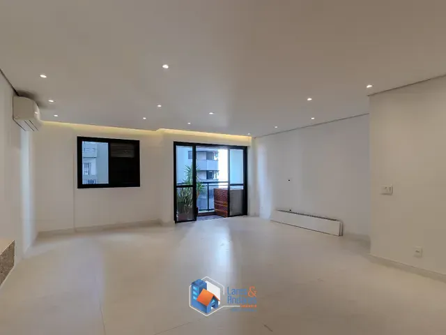 Apartamento com 90m² 2 quartos e 3 banheiros, à venda, no bairro Moema em São Paulo