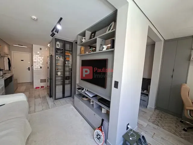 Apartamento 1 quarto e 1 banheiro, para alugar, no bairro Moema em São Paulo