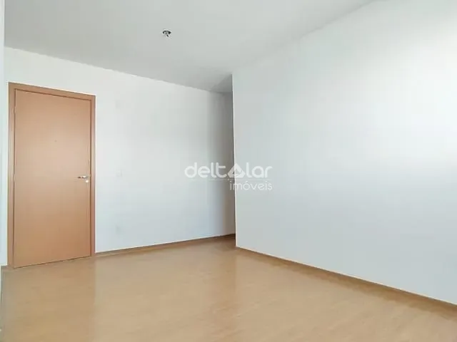 Apartamento com 50m² 2 quartos e 1 banheiro, à venda, no bairro Planalto em Belo Horizonte