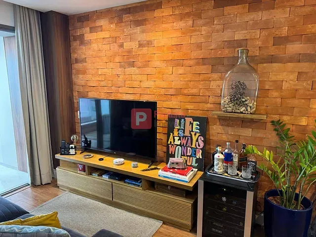 Apartamento 2 quartos e 2 banheiros, para alugar, no bairro Brooklin Paulista em São Paulo