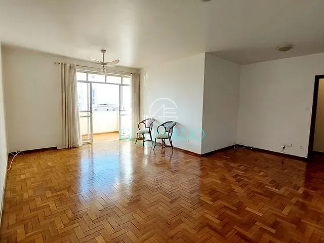 Apartamento com 187m² 4 quartos e 3 banheiros, à venda, no bairro Centro em Londrina