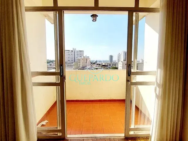 Apartamento com 187m² 4 quartos e 3 banheiros, à venda, no bairro Centro em Londrina