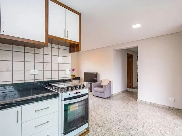 Apartamento 3 quartos e 2 banheiros, à venda, no bairro Campo Comprido em Curitiba