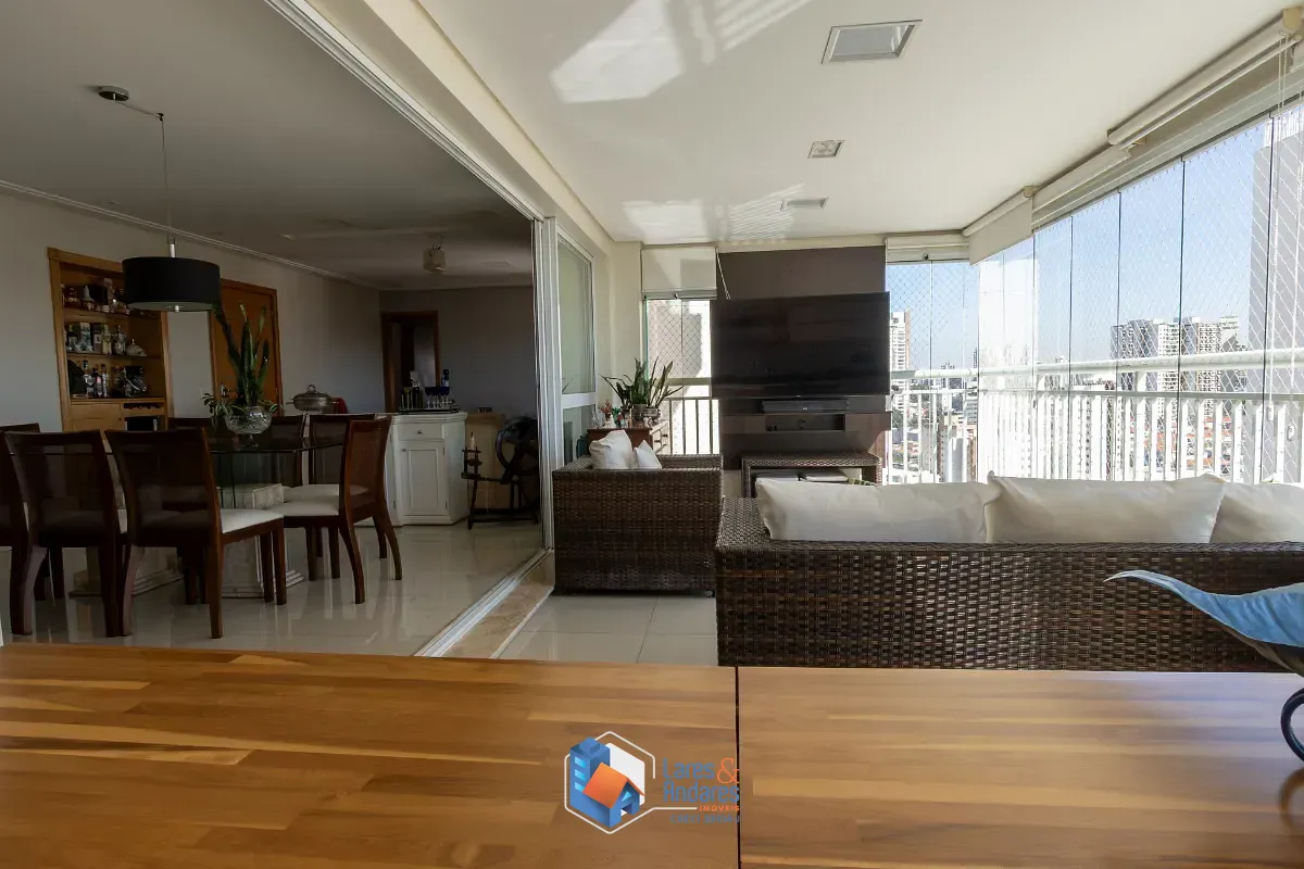 Apartamento, 3 quartos, 179 m² - Foto 1