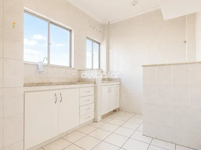 Apartamento com 55m² 2 quartos e 1 banheiro, à venda, no bairro Planalto em Belo Horizonte