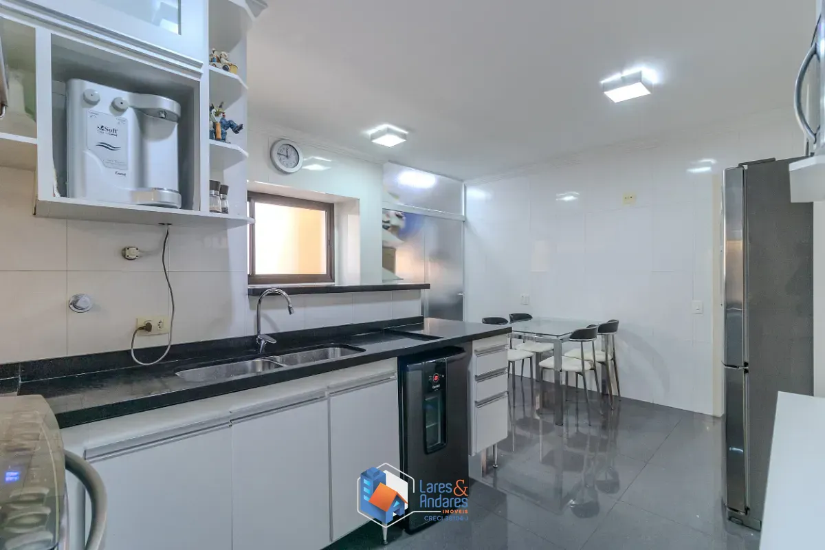 Apartamento, 3 quartos, 140 m² - Foto 9
