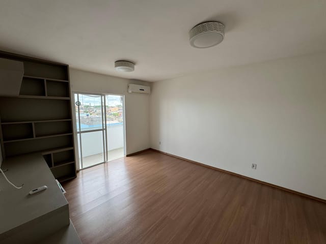 Apartamento com 103m² 2 quartos e 2 banheiros, à venda, no bairro Areal em Pelotas