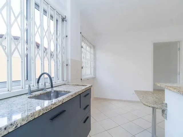 Apartamento à venda, no bairro Água Verde em Curitiba