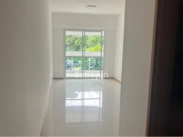 Apartamento 3 quartos e 2 banheiros, para alugar, no bairro Camboinhas em Niterói