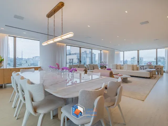 Apartamento com 340m² 4 quartos e 6 banheiros, à venda, no bairro Pinheiros em São Paulo