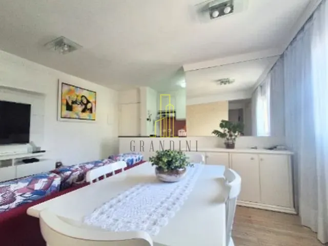 Apartamento 2 quartos e 2 banheiros, à venda, no bairro Vila Valparaíso em Santo André
