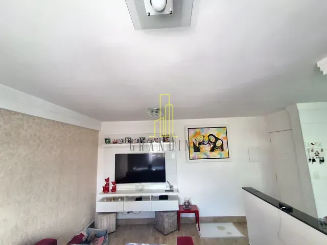 Apartamento 2 quartos e 2 banheiros, à venda, no bairro Vila Valparaíso em Santo André