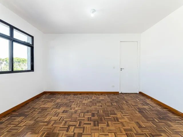 Apartamento 2 quartos e 2 banheiros, à venda, no bairro Água Verde em Curitiba