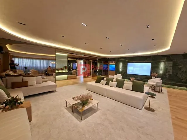 Apartamento com 251m² 3 quartos e 4 banheiros, à venda, no bairro Cidade Monções em São Paulo