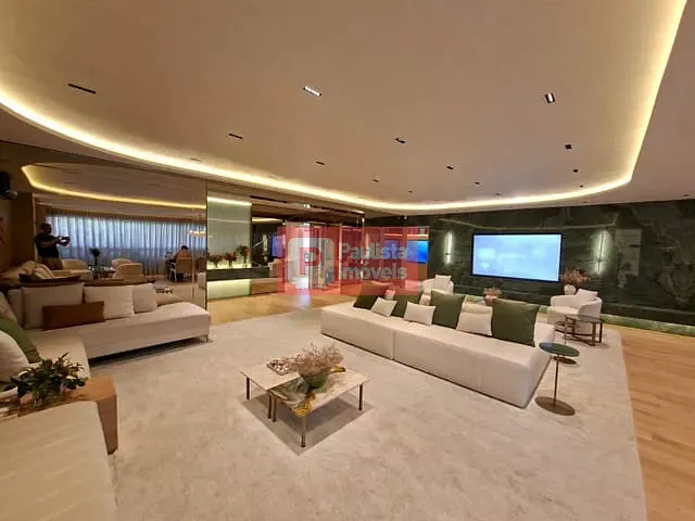 Apartamento com 251m² 3 quartos e 4 banheiros, à venda, no bairro Cidade Monções em São Paulo