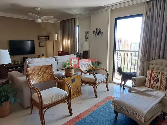 Apartamento com 200m² 2 quartos e 3 banheiros, à venda, no bairro Santo Amaro em São Paulo