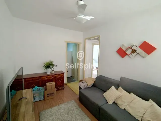 Apartamento 2 quartos e 1 banheiro, para alugar, no bairro Santa Rosa em Niterói
