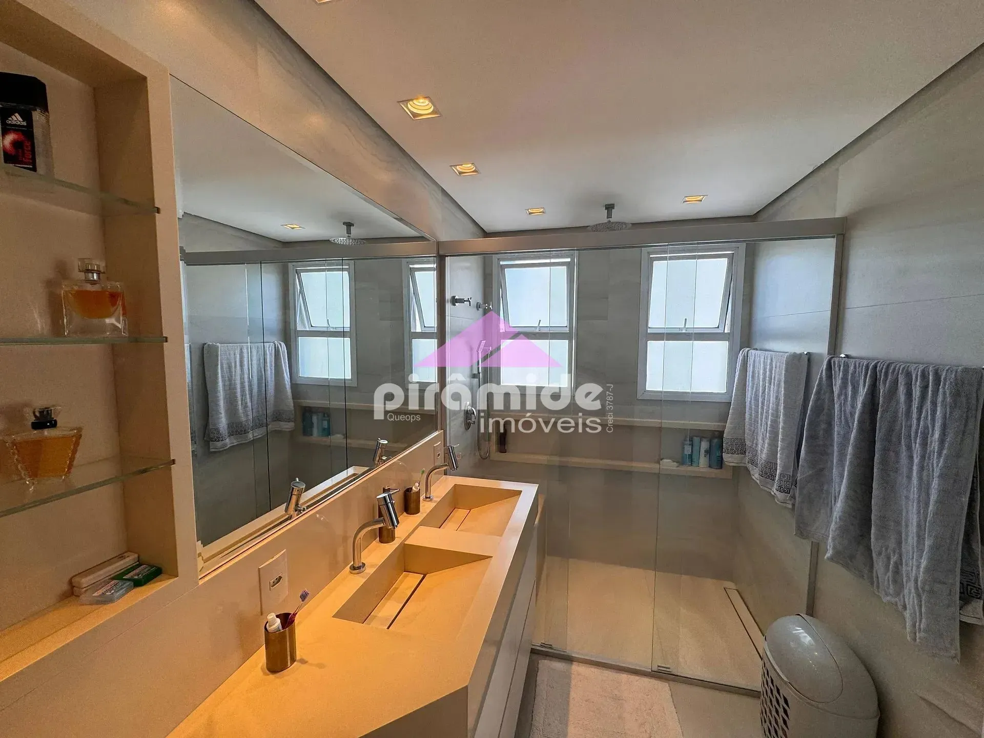 Apartamento, 3 quartos, 189 m² - Foto 33