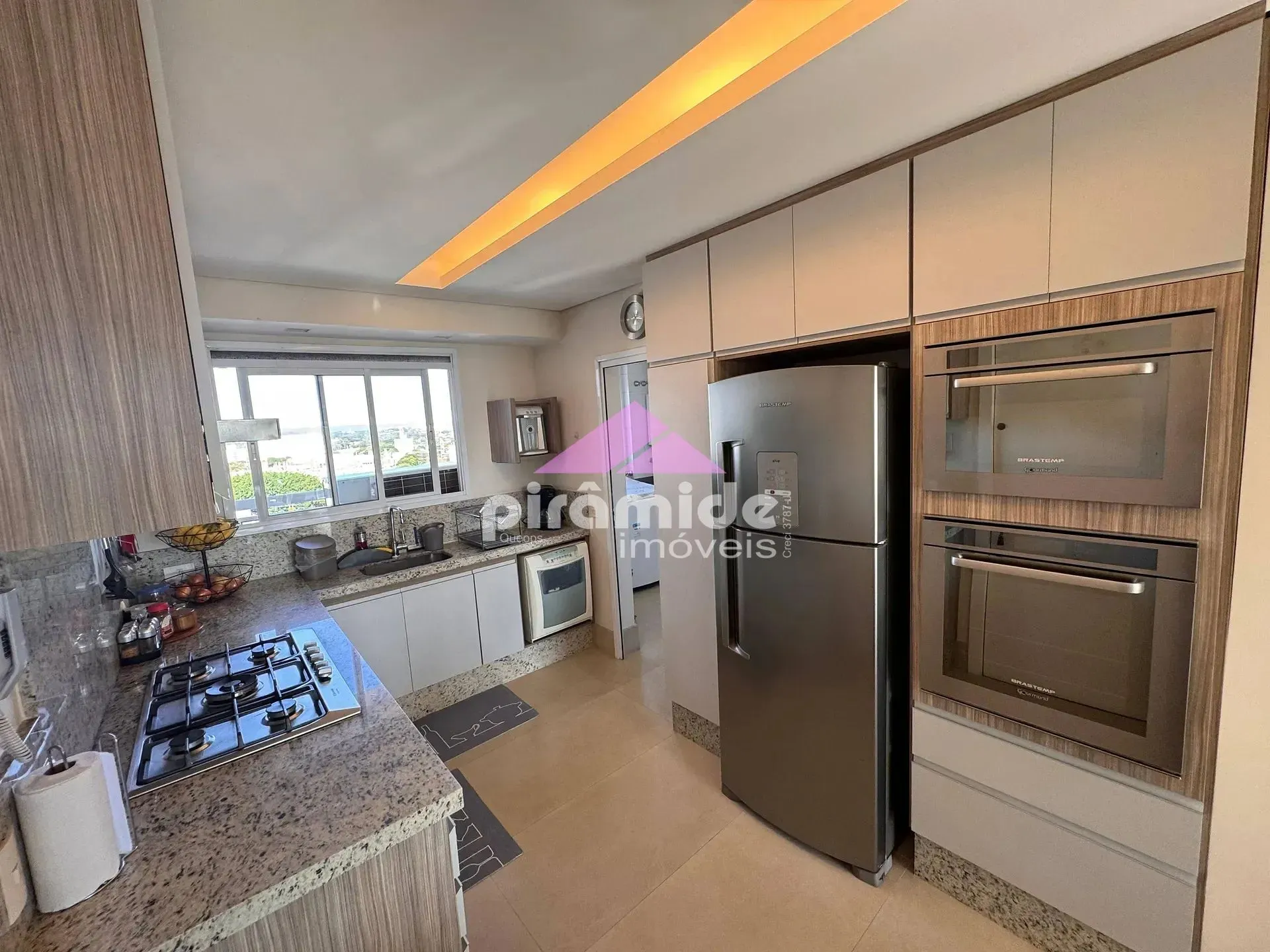Apartamento, 3 quartos, 189 m² - Foto 23