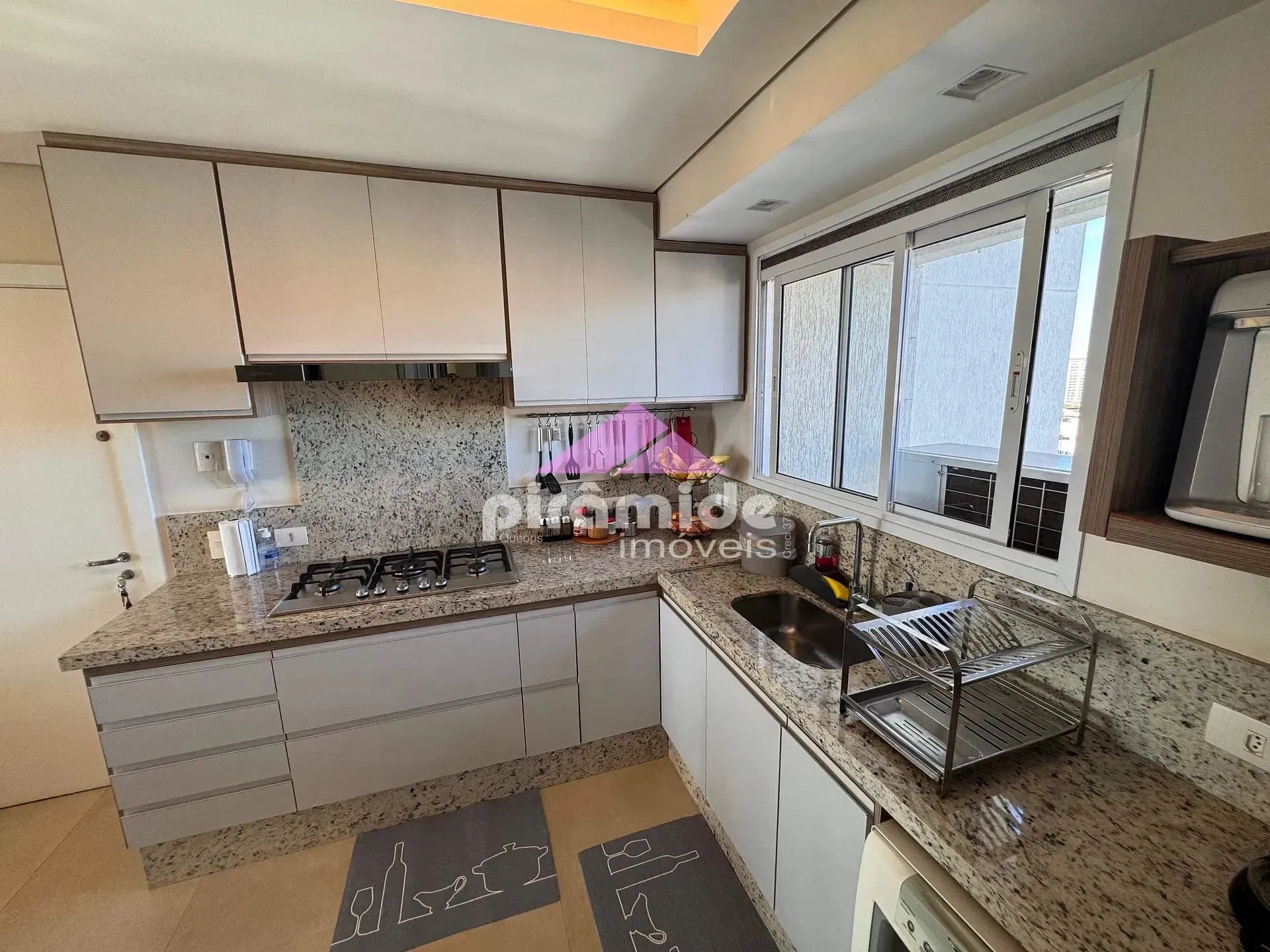 Apartamento, 3 quartos, 189 m² - Foto 22
