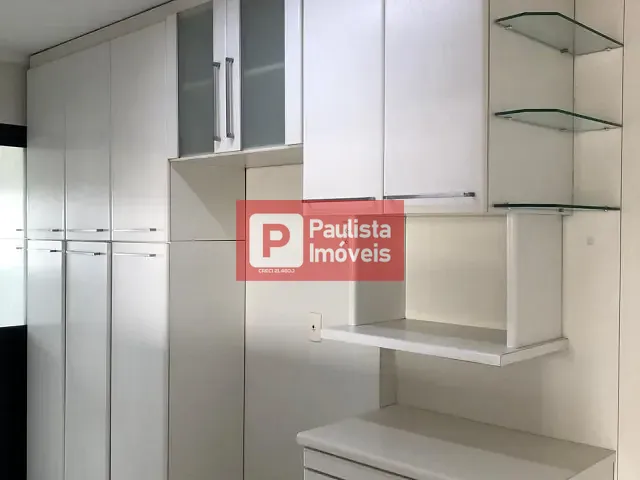 Apartamento com 200m² 4 quartos e 3 banheiros, para alugar, no bairro Santo Amaro em São Paulo